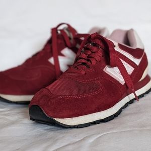 Red New Balance 574